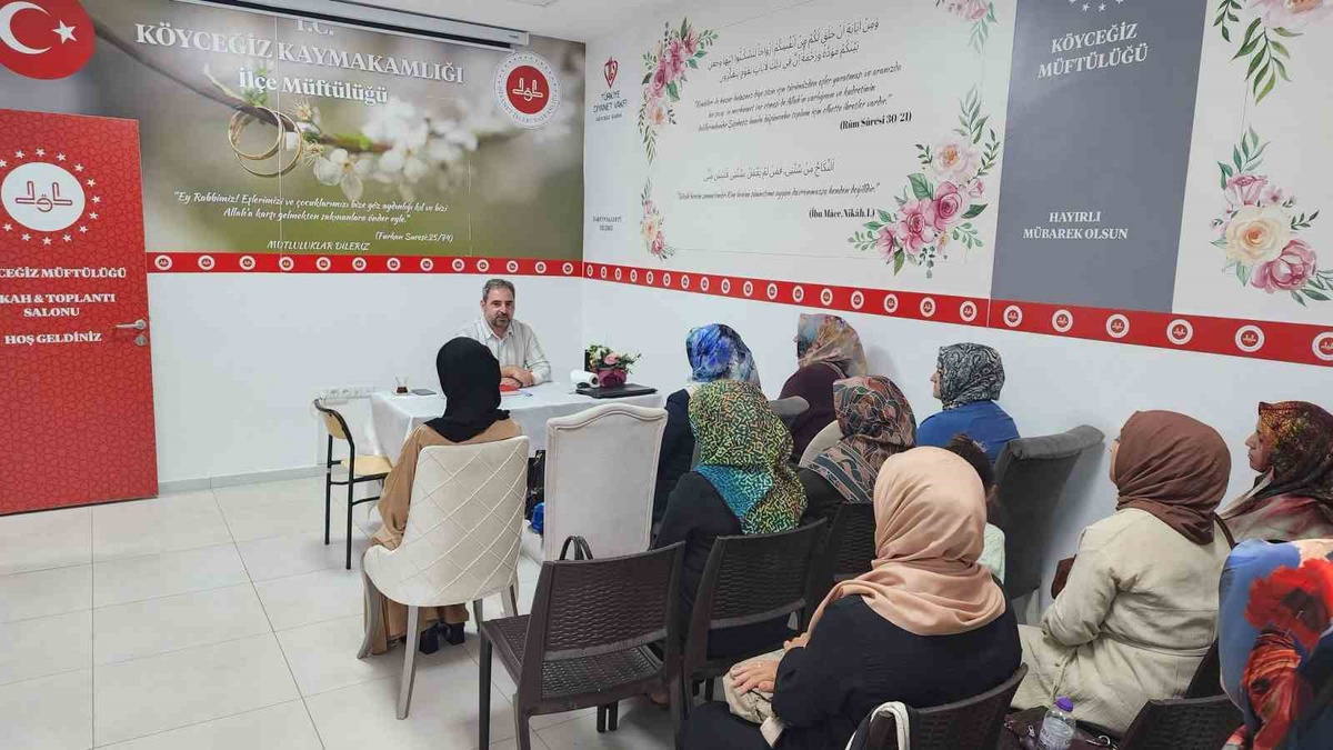 Köyceğiz\'de Kur\'an kursu öğreticileri yeni dönem için bir araya geldi