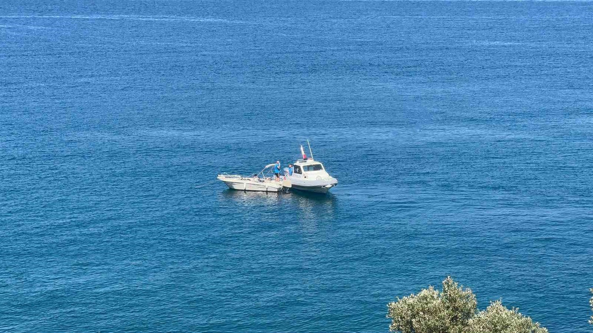 Bursa Mudanya\'da teknesinden denize giren Necati Şen kıyıya 70 metre açıkta ölü bulundu