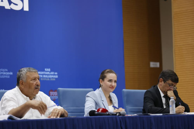 Pehlivanları alnından öpen başkan Büşra Özdemir sessizliğini bozdu