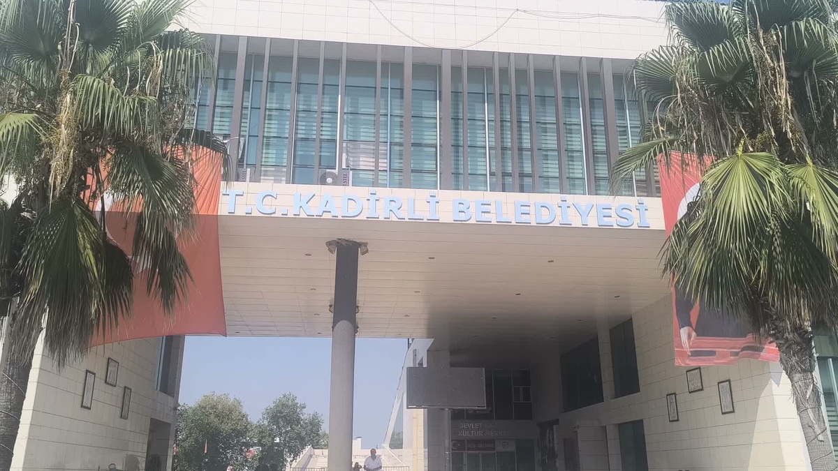 Şehit Eren Bülbül\'ün ismi Kadirli\'de yeni yapılacak köprüye verilecek