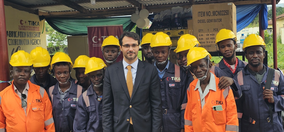 TİKA, Sierra Leone\'de kaynakçılık atölyesi açtı