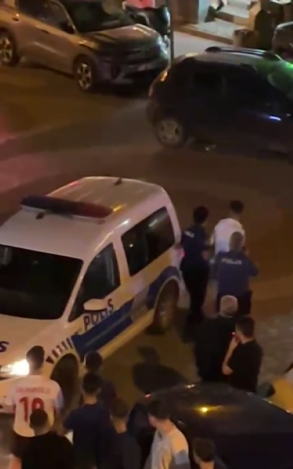 Yalova Armutlu'da polisten kaçan 17 yaşındaki ehliyetsiz sürücü yakalandı