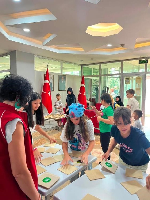 Bilecik'te genç güreşçi ve tekvandoculara stres ve performans yönetimi eğitimi verildi