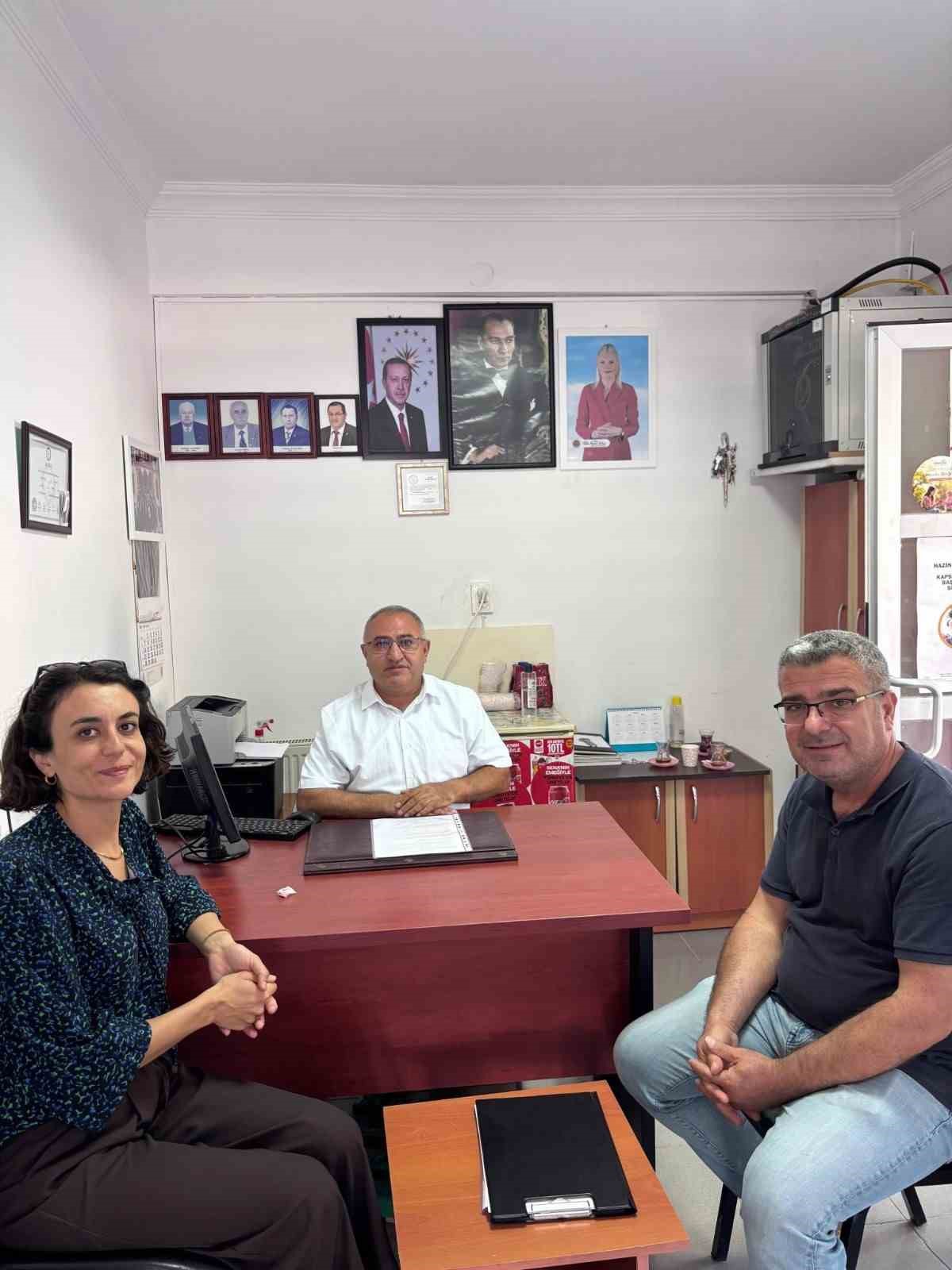 Bilecik\'te sosyal hizmet ekipleri 4 mahalle muhtarını ziyaret etti