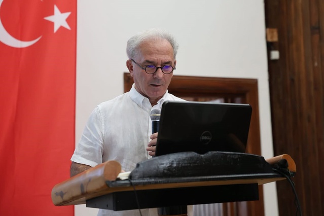 Çivril'de Beycesultan kazıları konferansı düzenlendi, tekstil bulguları öne çıktı