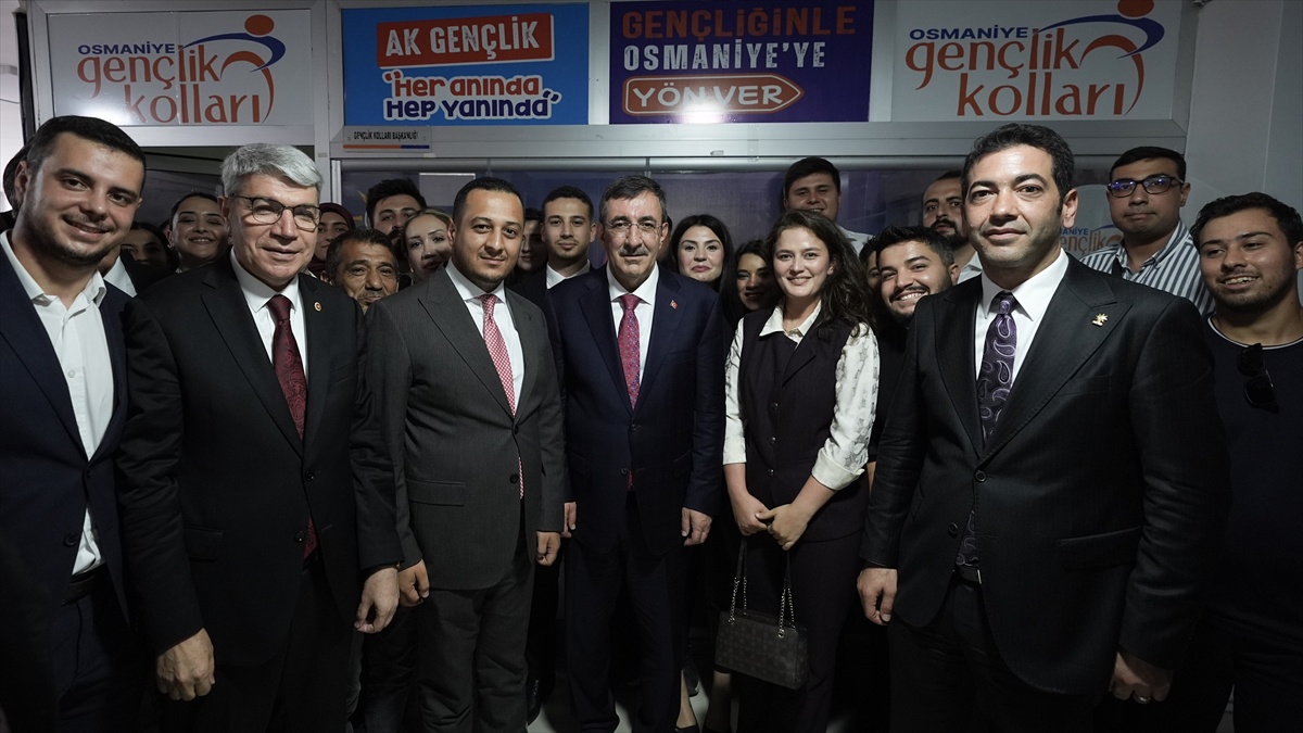 Cumhurbaşkanı Yardımcısı Yılmaz, AK Parti Osmaniye İl Başkanlığı\'nda konuştu: