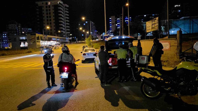 Alkollü yakalandı, çevirmede verdiği nasihat herkesi şaşırttı