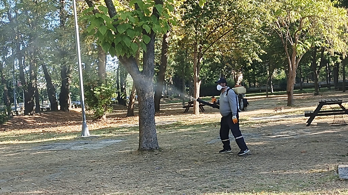 Uzunköprü Gazihalil köyünde 1 kilometrelik sathi kaplama tamamlandı