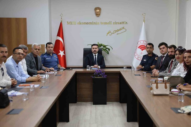 Gökçeada'da okul güvenliği toplantısı yapıldı, Kaymakam Acar hedefi açıkladı