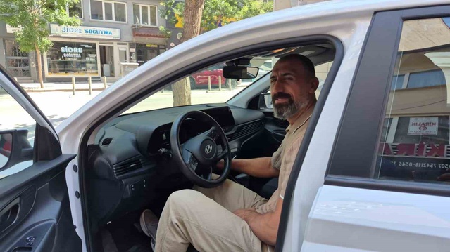Eskişehir'de oto kiralama yoğunluğu gurbetçi ve tatilci talebiyle 1,5 ay sürecek