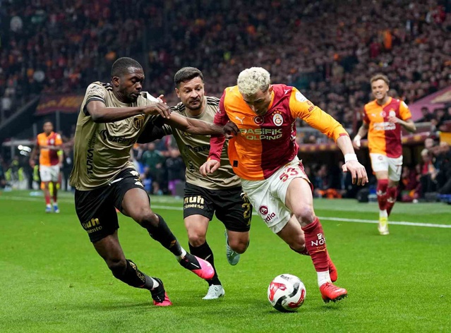 Galatasaray evinde 37 maçlık yenilmezlik serisiyle Kocaelispor'u konuk ediyor