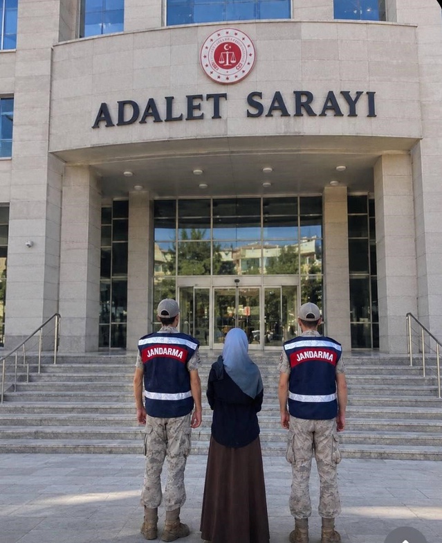 Şanlıurfa'da 19 yıl 3 ay 27 gün hapis cezasıyla aranan kadın yakalandı