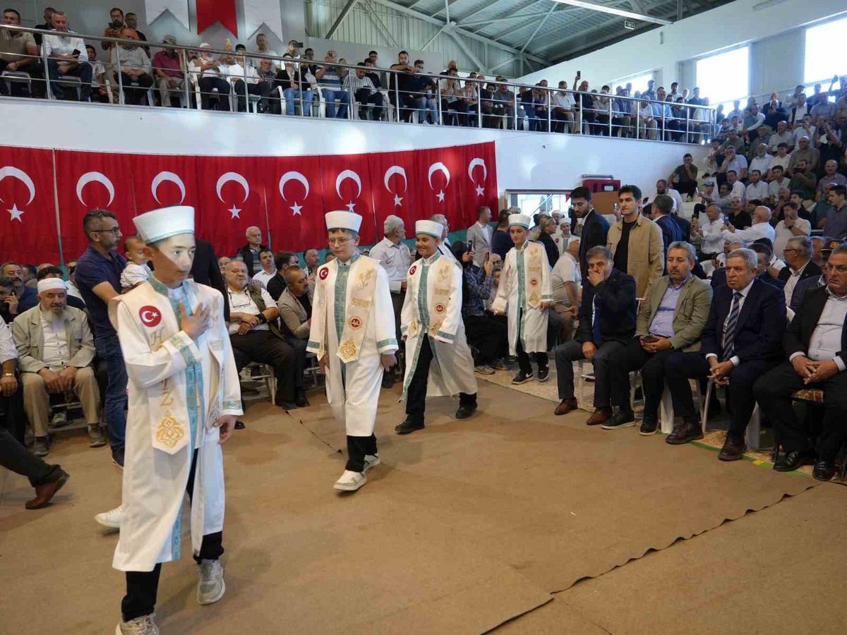 Kastamonu Seydiler\'de 51 öğrenci için hafız icazet merasimi düzenlendi