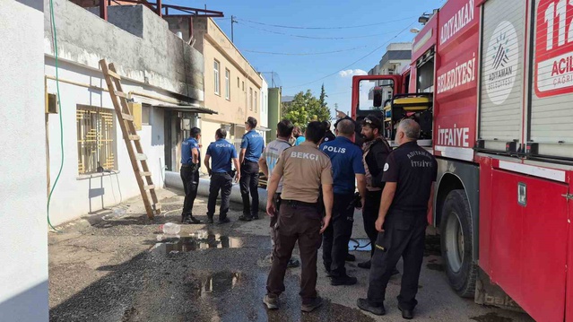 Adıyaman'da kaynak kıvılcımı yangına yol açtı, evde maddi hasar oluştu