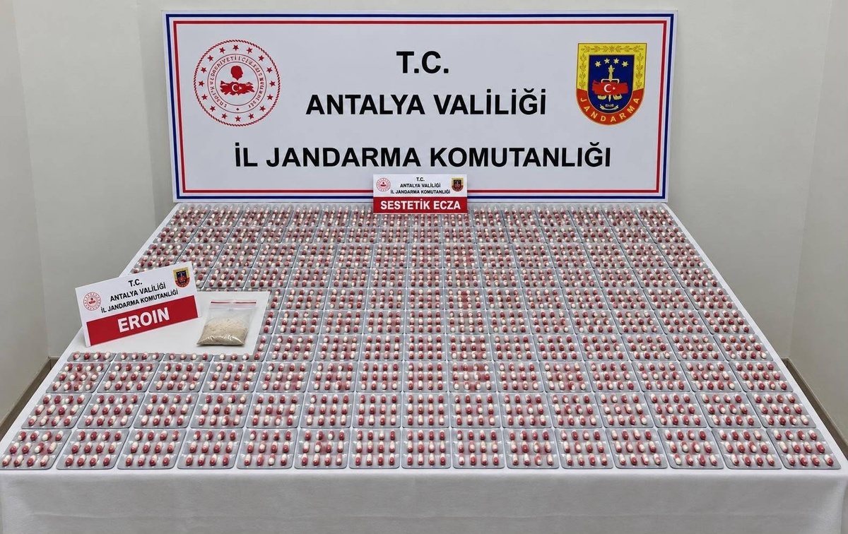 Antalya Kepez\'de uyuşturucu operasyonunda 2 şüpheli gözaltına alındı