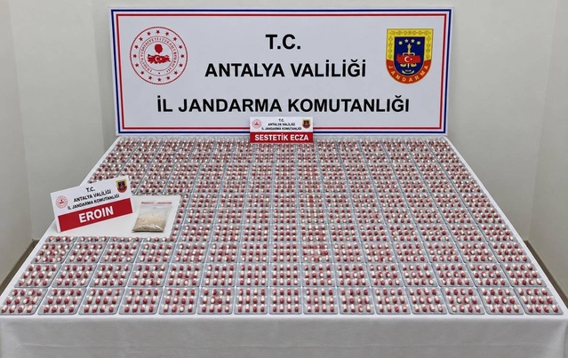 Antalya Kepez'de uyuşturucu operasyonunda 2 şüpheli gözaltına alındı