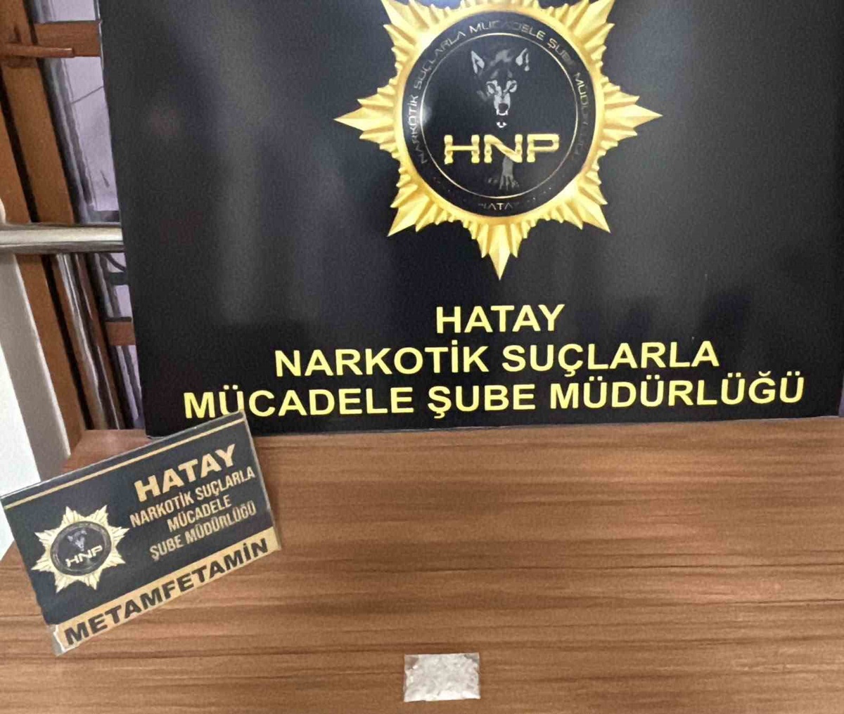 Kırıkhan\'da araçta metamfetamin bulundu, şüpheli tutuklandı
