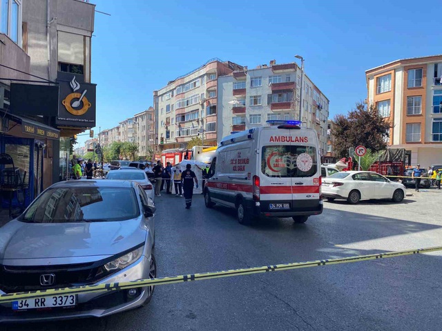 Talihsiz kadın tonlarca ağırlığın altında kaldı! O anlar kamerada
