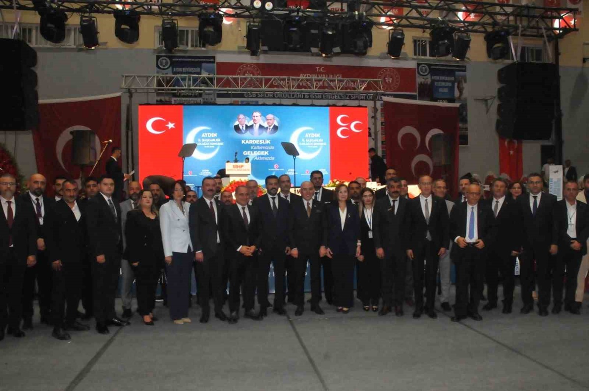 MHP Aydın İl Kongresi\'nde Cihangiroğlu yeniden başkan seçildi