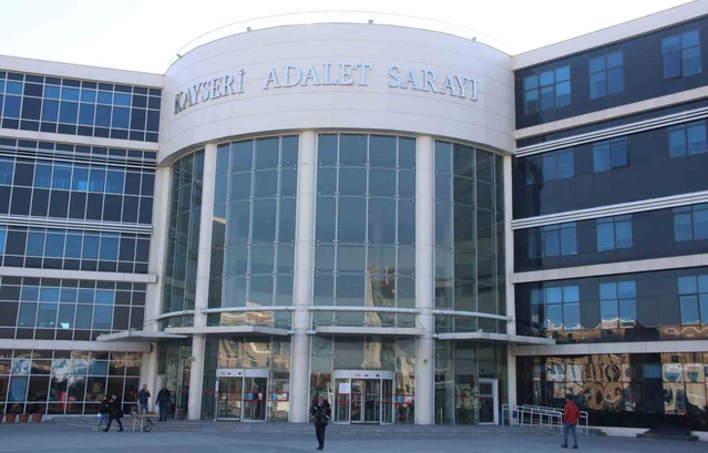 Kayseri'de Şahin Sucukları soruşturmasında 5 şüpheliden 1'i tutuklandı