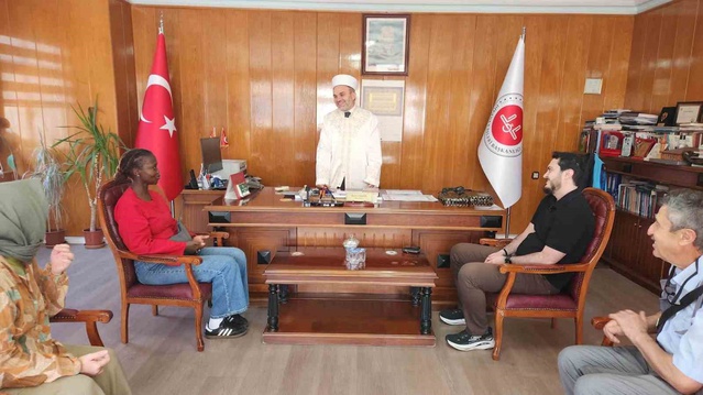 Samsun Terme'de evlenmeye hazırlanan Kenyalı gelin ihtida töreniyle Müslüman oldu