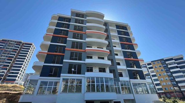 Samsun'da 80 aile konut mağduru oldu, müteahhit ile kooperatif anlaşmazlığı teslimatı durdurdu
