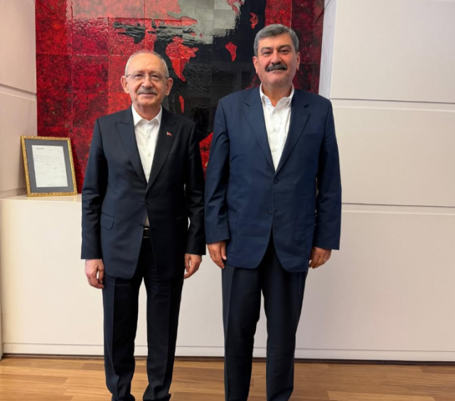 Şeftali fiyatı dip yaptı, belediye başkanı “Gerekirse dereye dökün” dedi