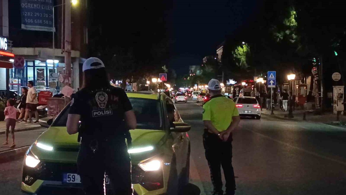 Tekirdağ\'da Değirmenaltı giriş ve çıkışlarında geniş çaplı trafik denetimi yapıldı