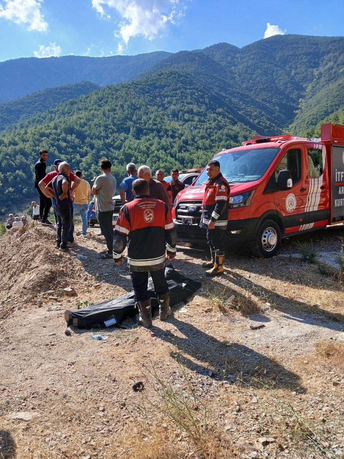 Hatay Hassa'da motosikletiyle uçuruma yuvarlanan 74 yaşındaki sürücü hayatını kaybetti