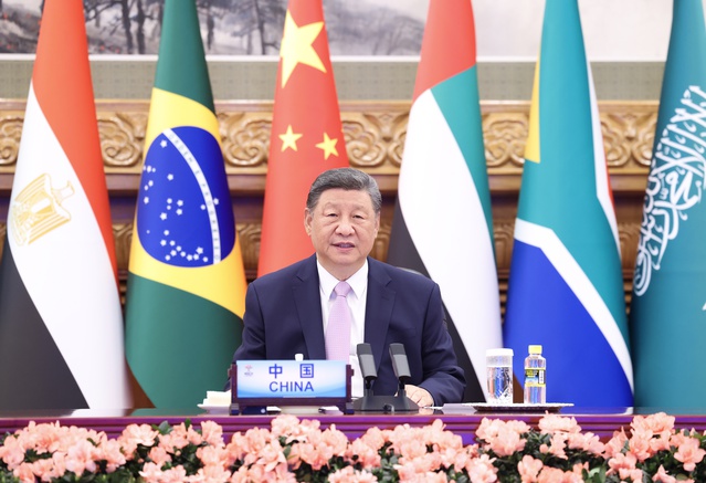 Xi, 18. BRICS Zirvesi için Hindistan'a gitmek üzere Beijing'den ayrıldı