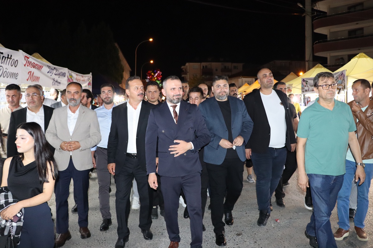 Ağıralioğlu Sakarya\'da partililer ve fındık üreticileriyle buluştu