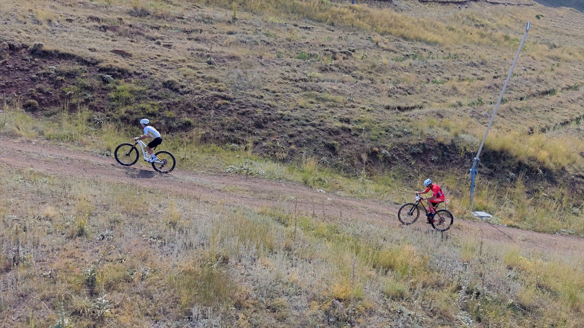 Erzurum'da Palandöken MTB Cup sona erdi, Emre Yavuz elit erkeklerde 3. oldu