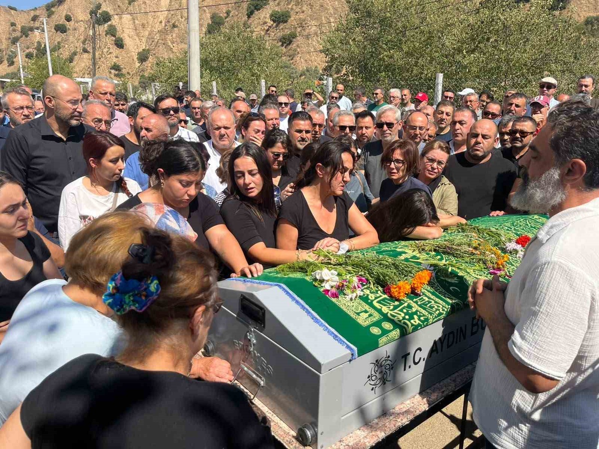 Eski CHP Aydın İl Başkanı Ali Çankır son yolculuğuna uğurlandı