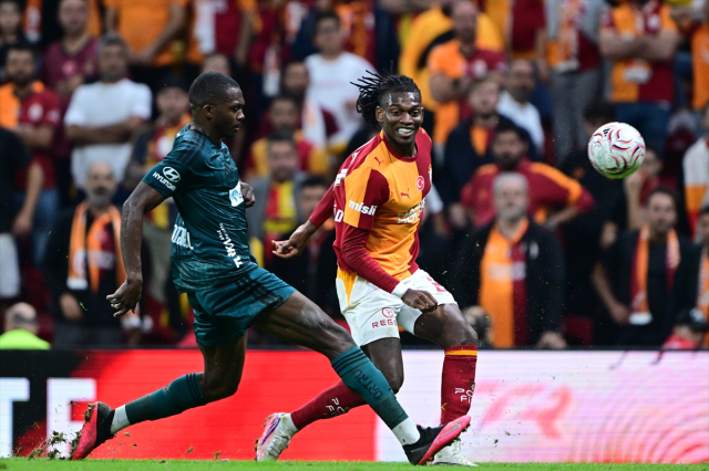 Gemisini kurtaran kaptan! Galatasaray, Abdülkerim Bardakcı'nın füzesiyle kazandı