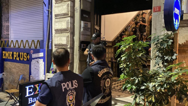 İstanbul’da ‘Ailem Güvende’ operasyonu! Çok sayıda mekana baskın yapıldı