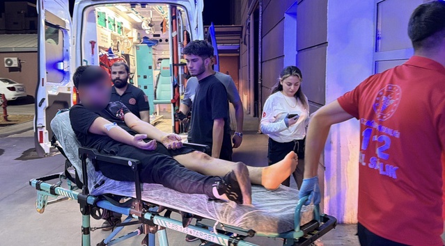 Adıyaman'da kontrolden çıkan motosiklet devrildi, 1 kişi yaralandı