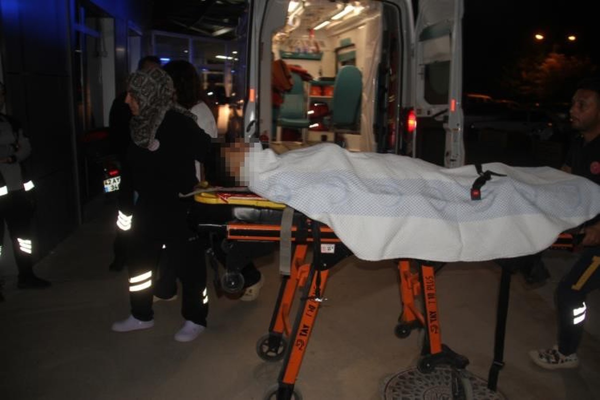 Konya Beyşehir\'de asker eğlencesinde 17 yaşındaki genç bacağından bıçaklandı