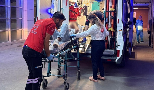 Adıyaman'da sokak ortasında darp edilen kişi hastaneye kaldırıldı