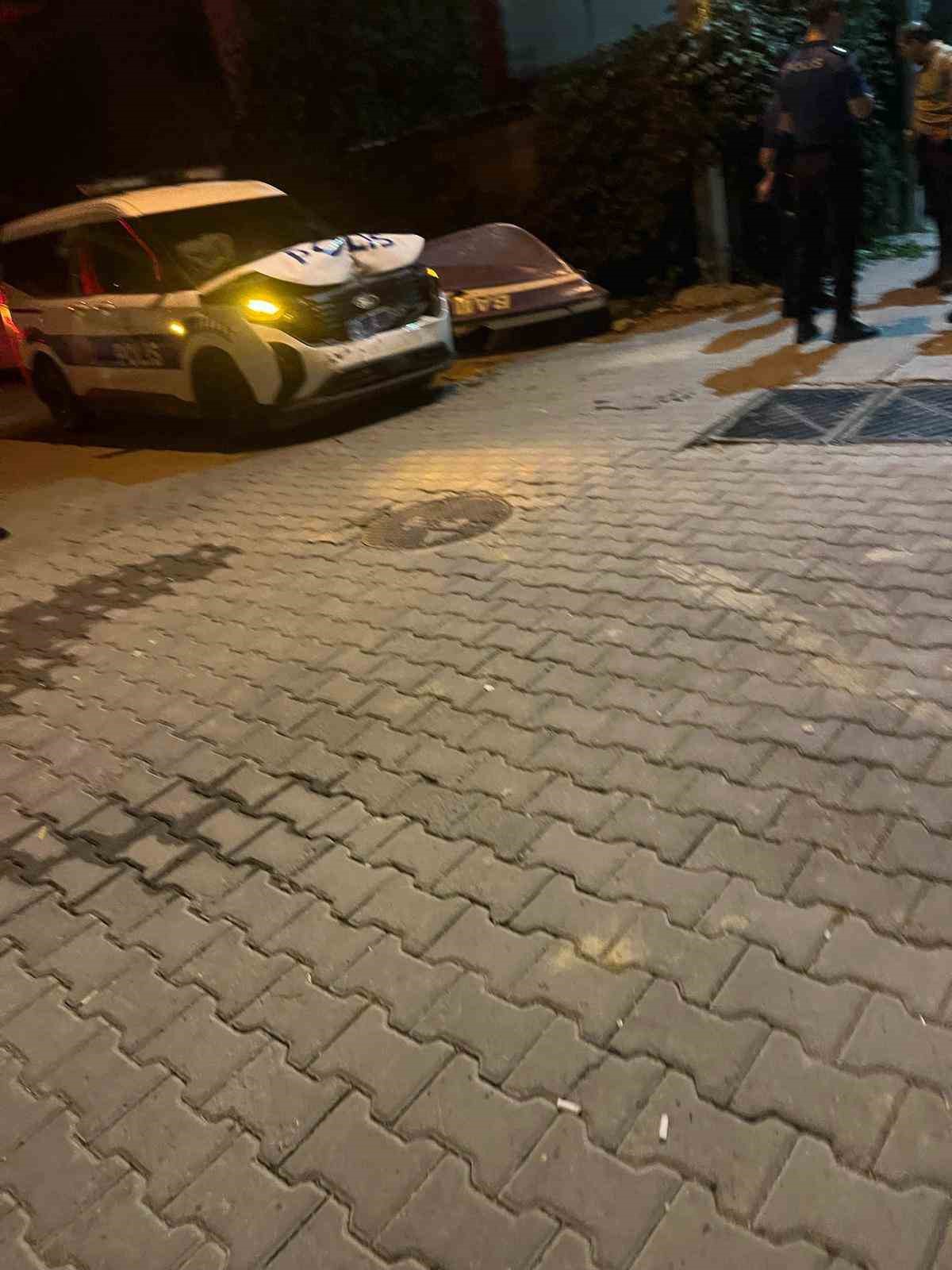 Kocaeli Darıca'da polisten kaçan sürücü kaza yaptı, bir polis memuru yaralandı