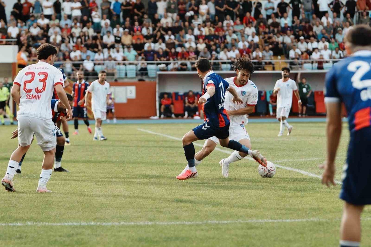 Zonguldakspor evinde Karabük İdmanyurdu\'na 2-1 yenildi