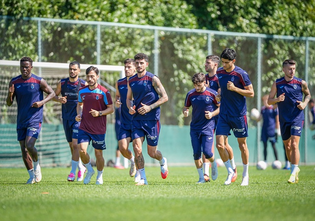 Trabzonspor, Galatasaray maçı öncesi Konyaspor kadrosuyla yenilenmeye çıktı