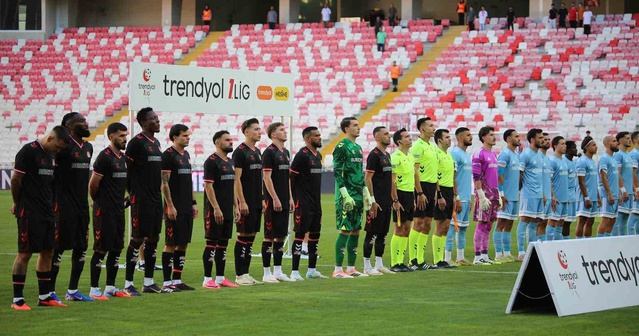 Sivasspor evinde Muğlaspor ile 1-1 berabere kaldı
