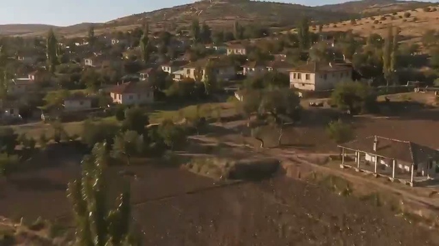 Ümit Özdağ'dan öğrencilere eğitim yılı çağrısı, anne-babaların isteklerine uyun dedi