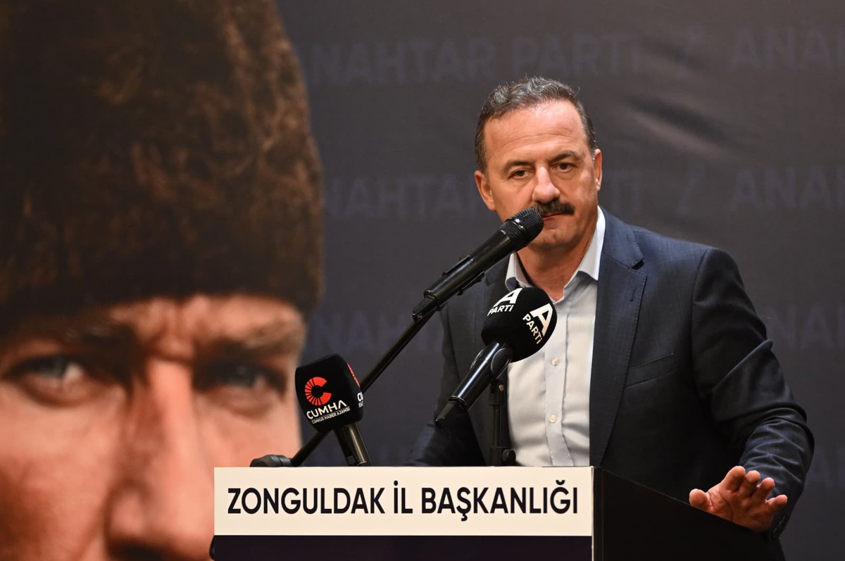 Yavuz Ağıralioğlu: Vatandaşa ev vaadiniz vardı, Öcalan’a villa yapıyorsunuz