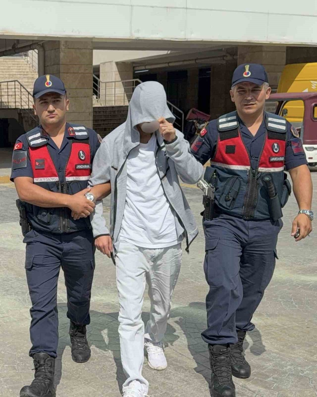 Henüz 16 yaşında! Evinden çıkanlar cezaevine soktu