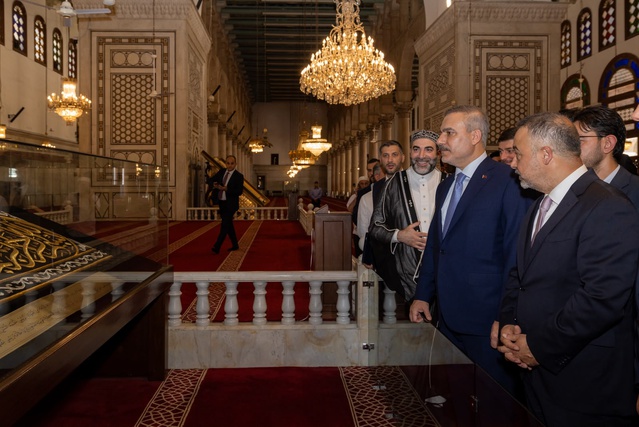 Dışişleri Bakanı Fidan, Suriye'de Süleymaniye Külliyesi'ni ziyaret etti
