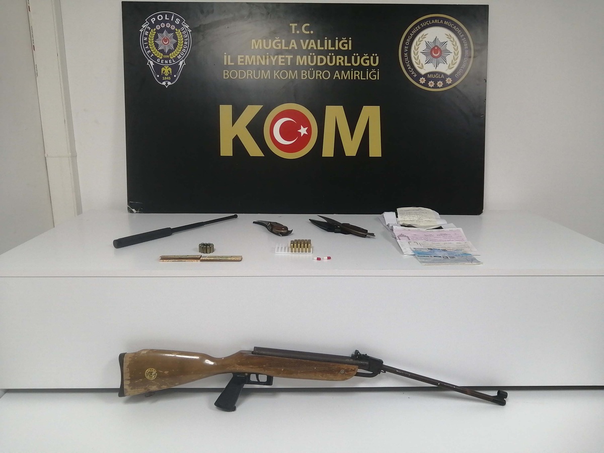 Bodrum\'da \'Sokaklar Güvende\' operasyonunda 7 şüpheli gözaltına alındı