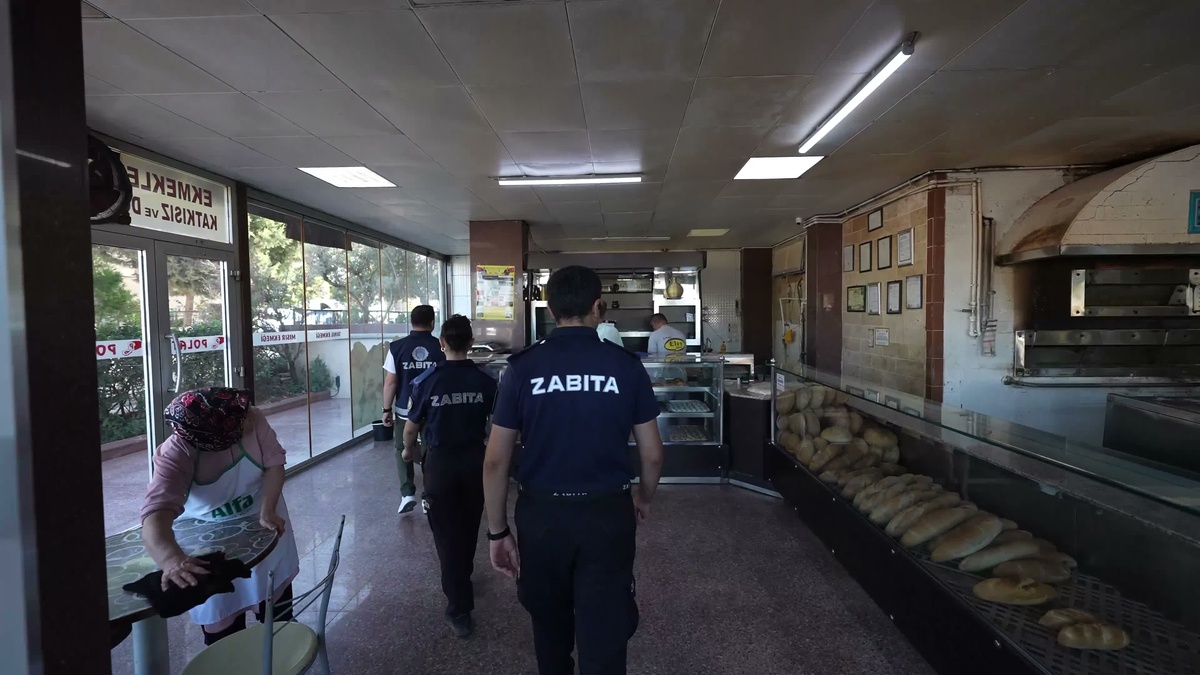 Buca\'da fırın ve unlu mamul noktalarına hijyen ve gramaj denetimi yapıldı