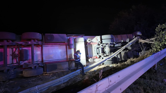 Bursa Yenişehir'de 2 kişinin ölümüne neden olan alkollü tır sürücüsü tutuklandı