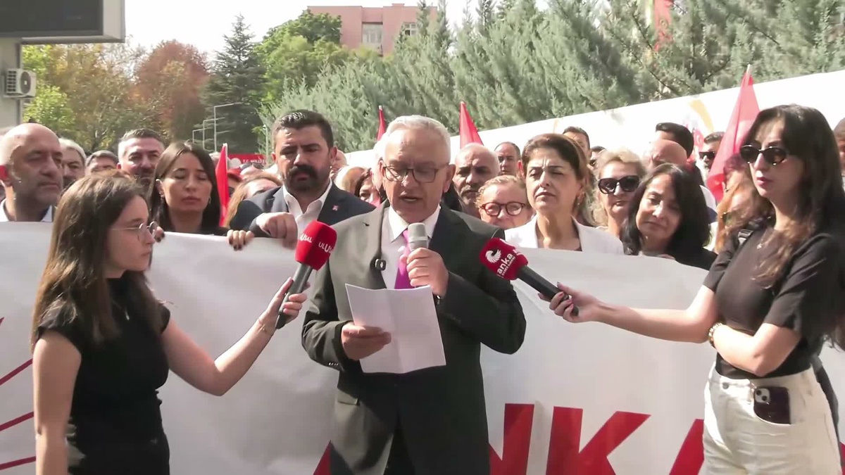 CHP: Her çocuğa ücretsiz tam gün eğitim, mülakat kaldırılacak